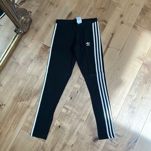 Adidas black leggings size small worn a few times